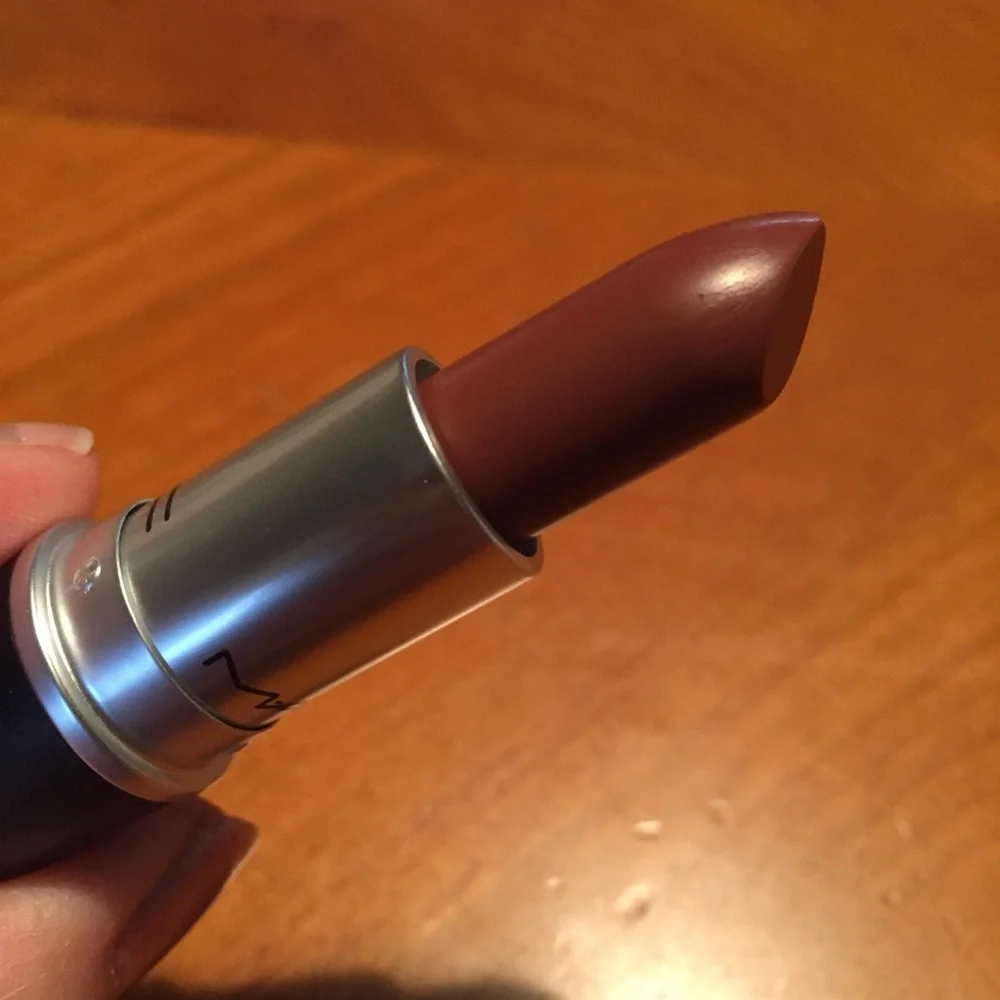 MAC Matte Lipstick Whirl